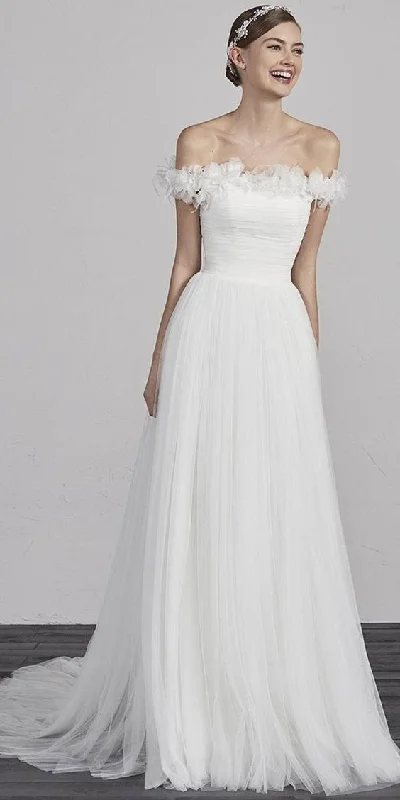 Off Shoulder Sleeve Soft Tulle Wedding Dress